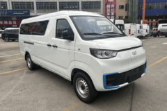 凯翼江豚E7 2025款 客运超充版 6座 纯电动轻客 开瑞62.98kWh