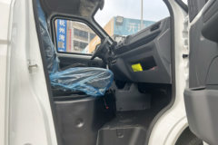 凯翼江豚E7 2025款 客运超充版 6座 纯电动轻客 开瑞62.98kWh