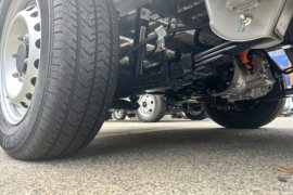 凯翼江豚E7&nbsp;电动封闭厢货底盘图片