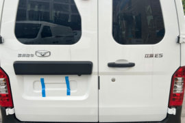 凯翼江豚E5&nbsp;电动封闭厢货外观图片