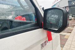 福田祥菱V5 2L汽油 139马力 东安5档 3米双排栏板微卡 福田祥菱V5 2L汽油 139马力 东安5档 3米双排栏板微卡