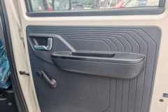 福田祥菱V5 2L汽油 139马力 东安5档 3米双排栏板微卡 福田祥菱V5 2L汽油 139马力 东安5档 3米双排栏板微卡