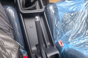 ��������V5 1.6L���� 120���� ����5�� 3.8�׵�������΢��ͼƬ