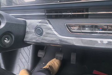 ��������V5 1.6L���� 120���� ����5�� 3.8�׵�������΢��ͼƬ