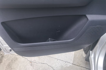 ��������V5 1.6L���� 120���� ����5�� 3.8�׵�������΢��ͼƬ