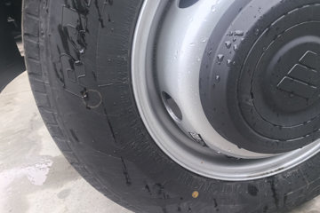 ��������V5 1.6L���� 120���� ����5�� 3.8�׵�������΢��ͼƬ
