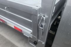 福田祥菱V5 1.6L汽油 120马力 东安5档 3.8米单排栏板微卡