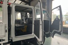 庆铃 五十铃100P 131马力 2.56米双排栏板轻卡