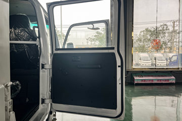 ���� ��ʮ��100P 131���� 2.56��˫�������ῨͼƬ