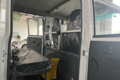 庆铃 五十铃100P 131马力 2.56米双排栏板轻卡