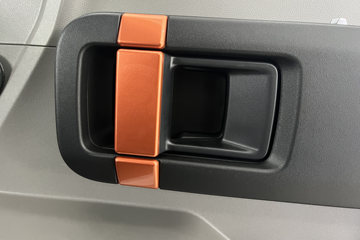 Զ�� ����VAN 2024�� Ԧ�̰� 6�� ���綯�����ж���� ����ʱ��83kWhͼƬ