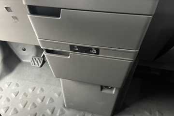 Զ�� ����VAN 2024�� Ԧ�̰� 6�� ���綯�����ж���� ����ʱ��83kWhͼƬ