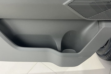 Զ�� ����VAN 2024�� Ԧ�̰� 6�� ���綯�����ж���� ����ʱ��83kWhͼƬ