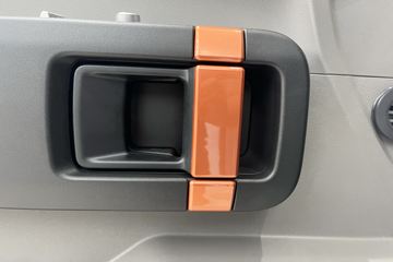 Զ�� ����VAN 2024�� Ԧ�̰� 6�� ���綯�����ж���� ����ʱ��83kWhͼƬ