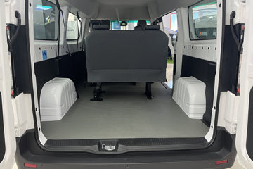 Զ�� ����VAN 2024�� Ԧ�̰� 6�� ���綯�����ж���� ����ʱ��83kWhͼƬ