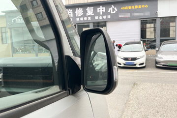 Զ�� ����VAN 2025�� Ԧ�̰��ж��� 5�� ���綯��� ��о68kWhͼƬ