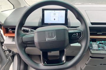 Զ�� ����VAN 2025�� Ԧ�̰��ж��� 5�� ���綯��� ��о68kWhͼƬ