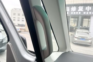 Զ�� ����VAN 2025�� Ԧ�̰��ж��� 5�� ���綯��� ��о68kWhͼƬ