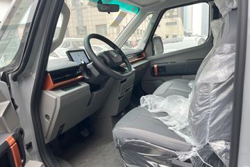 Զ�� ����VAN 2025�� Ԧ�̰��ж��� 5�� ���綯��� ��о68kWhͼƬ