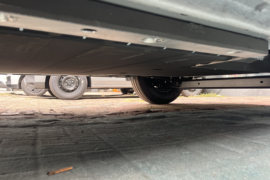 超级VAN 电动封闭厢货底盘图片