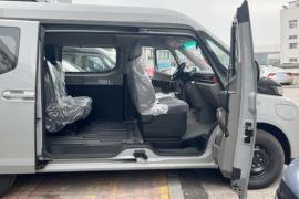 超级VAN 电动封闭厢货货厢图片