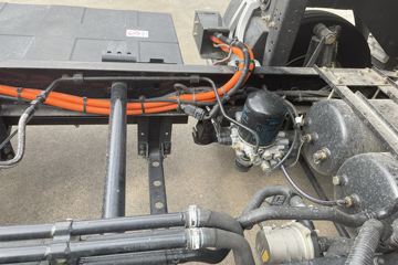 ��Ż�6G ���ذ� 4.2�׵��Ŵ��綯�����Ῠ ����131.98kWhͼƬ