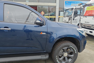 ������ʮ��T28 2025�� ��׼�� 2.8L���� 150���� �ֶ����� ����˫��Ƥ��ͼƬ