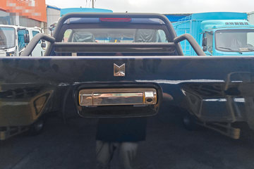 ������ʮ��T28 2025�� ��׼�� 2.8L���� 150���� �ֶ����� ����˫��Ƥ��ͼƬ