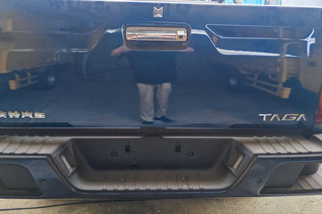 ������ʮ��T28 2025�� ��׼�� 2.8L���� 150���� �ֶ����� ����˫��Ƥ��ͼƬ