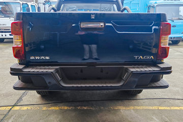 ������ʮ��T28 2025�� ��׼�� 2.8L���� 150���� �ֶ����� ����˫��Ƥ��ͼƬ