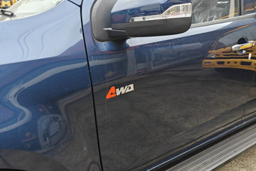 ������ʮ��T28 2025�� ��׼�� 2.8L���� 150���� �ֶ����� ����˫��Ƥ��ͼƬ