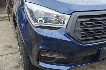 ������ʮ��T28 2025�� ��׼�� 2.8L���� 150���� �ֶ����� ����˫��Ƥ��ͼƬ
