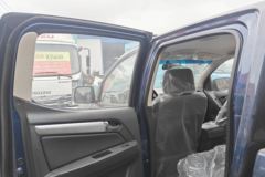 庆铃五十铃T28 2025款 标准版 2.8L柴油 150马力 手动四驱 长轴双排皮卡 庆铃五十铃T28 2025款 标准版 2.8L柴油 150马力 手动四驱 长轴双排皮卡