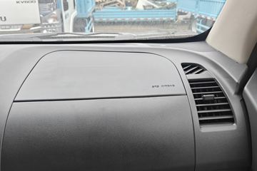 ������ʮ��T28 2025�� ��׼�� 2.8L���� 150���� �ֶ����� ����˫��Ƥ��ͼƬ