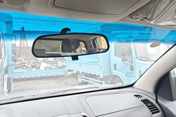 ������ʮ��T28 2025�� ��׼�� 2.8L���� 150���� �ֶ����� ����˫��Ƥ��ͼƬ