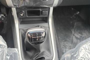 ������ʮ��T28 2025�� ��׼�� 2.8L���� 150���� �ֶ����� ����˫��Ƥ��ͼƬ