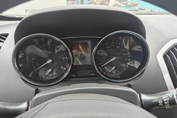 ������ʮ��T28 2025�� ��׼�� 2.8L���� 150���� �ֶ����� ����˫��Ƥ��ͼƬ