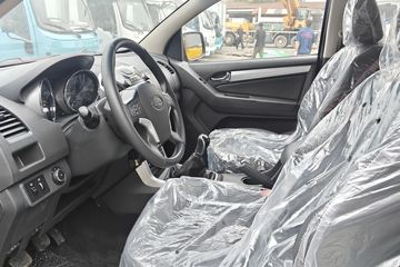 ������ʮ��T28 2025�� ��׼�� 2.8L���� 150���� �ֶ����� ����˫��Ƥ��ͼƬ