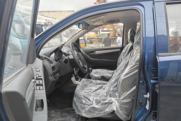 ������ʮ��T28 2025�� ��׼�� 2.8L���� 150���� �ֶ����� ����˫��Ƥ��ͼƬ