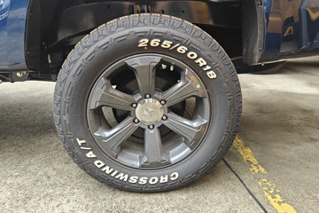 ������ʮ��T28 2025�� ��׼�� 2.8L���� 150���� �ֶ����� ����˫��Ƥ��ͼƬ