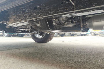 ������ʮ��T28 2025�� ��׼�� 2.8L���� 150���� �ֶ����� ����˫��Ƥ��ͼƬ