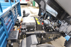 重汽HOWO悍将 4.15米单排纯电动栏板轻卡 中国重汽81.87kWh