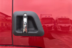 东风柳汽乘龙H5 6.9L柴油 350马力 4X2 万里扬10档 AMT自动档 6.8米仓栅式载货车 东风柳汽乘龙H5 6.9L柴油 350马力 4X2 万里扬10档 AMT自动档 6.8米仓栅式载货车