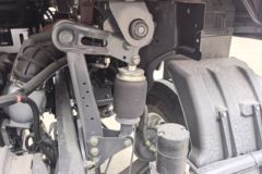 东风柳汽乘龙H5 6.9L柴油 350马力 4X2 万里扬10档 AMT自动档 6.8米仓栅式载货车 东风柳汽乘龙H5 6.9L柴油 350马力 4X2 万里扬10档 AMT自动档 6.8米仓栅式载货车