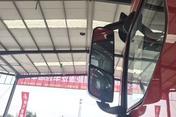 �������� ����H5 ������ 7.7L LNG 320���� 4X2 ��ʿ��8�� 9.7����ʽ�ػ���ͼƬ