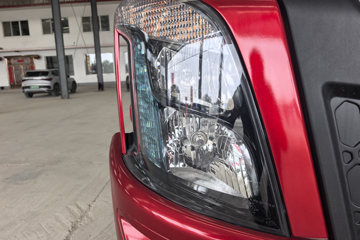 �������� ����H5 ������ 7.7L LNG 320���� 4X2 ��ʿ��8�� 9.7����ʽ�ػ���ͼƬ