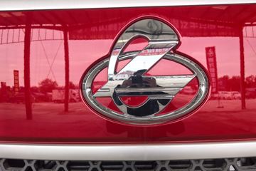 �������� ����H5 ������ 7.7L LNG 320���� 4X2 ��ʿ��8�� 9.7����ʽ�ػ���ͼƬ