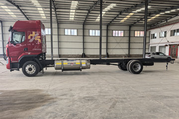 �������� ����H5 ������ 7.7L LNG 320���� 4X2 ��ʿ��8�� 9.7����ʽ�ػ���ͼƬ