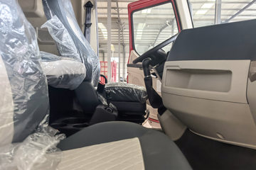 �������� ����H5 ������ 7.7L LNG 320���� 4X2 ��ʿ��8�� 9.7����ʽ�ػ���ͼƬ