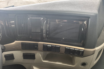 �������� ����H5 ������ 7.7L LNG 320���� 4X2 ��ʿ��8�� 9.7����ʽ�ػ���ͼƬ